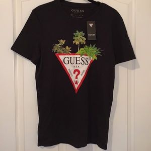 Guess Tropical Black Logo Tee shirt New with Tags size XS